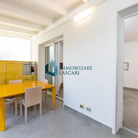 Holiday home Bianca 2 A 100 Metri Dalla Spiaggia *